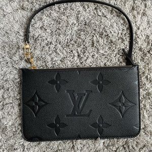 Louis Vuitton Neverfull Pouch